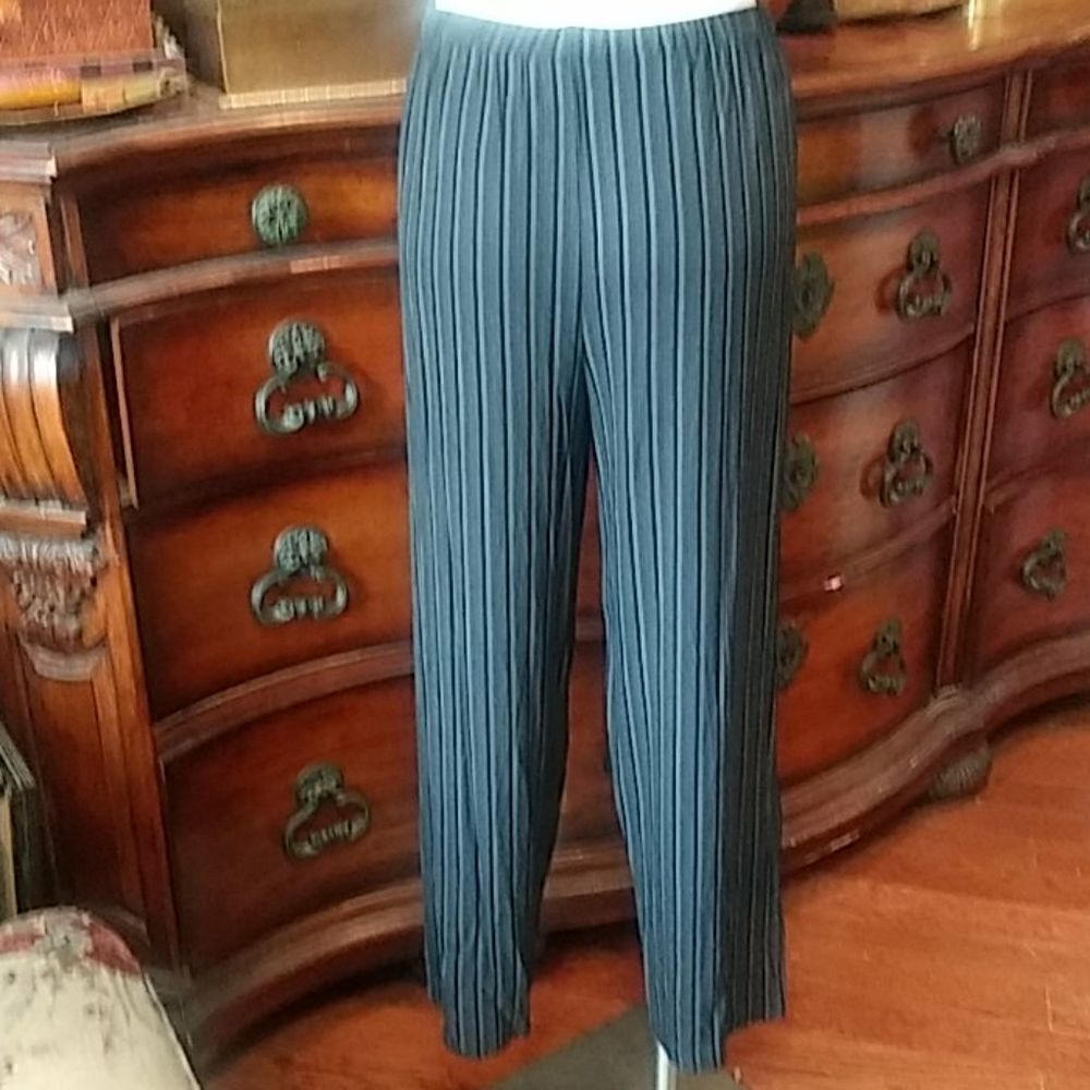 String Bean pants. - Picture 5 of 8